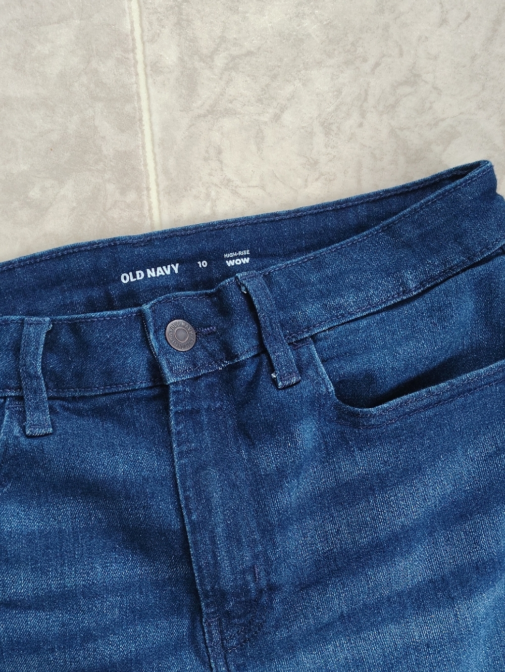 Old Navy Dark Wash Rolled Cuff Denim Wow High Rise Shorts - Picture 7 of 11